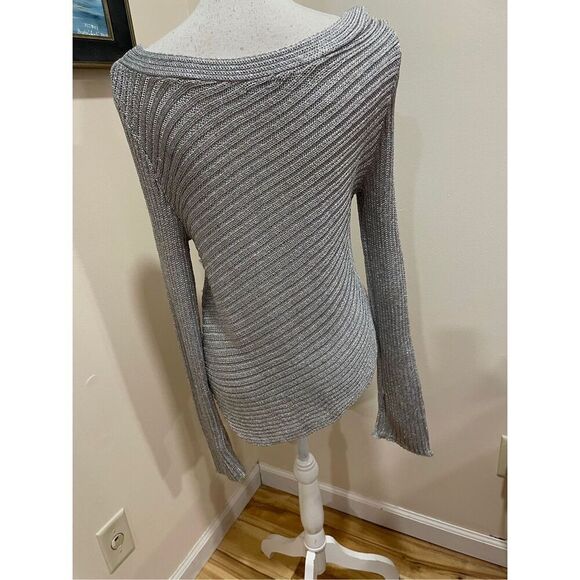 Free People Logan Sweater Size M - Picture 5 of 8